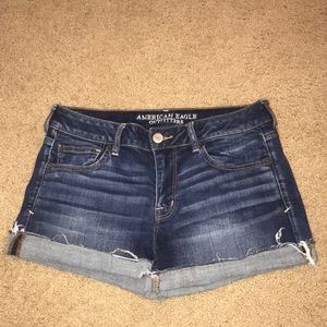 Like new American Eagle shortie shorts size 12